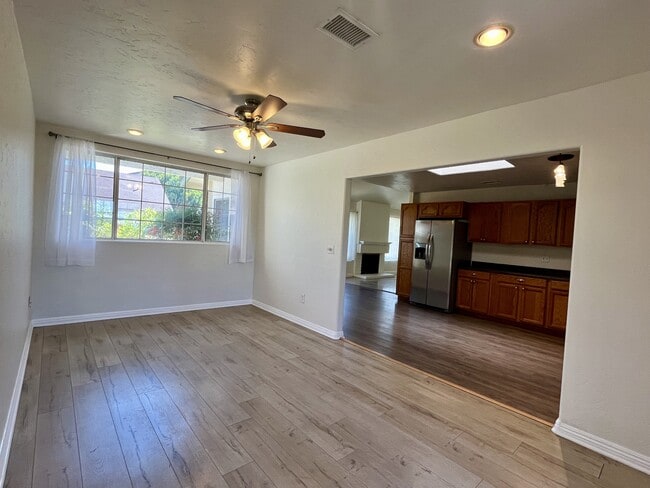 Building Photo - 5436 Mantua Ct