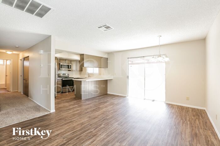 Building Photo - 6779 Carrera Dr