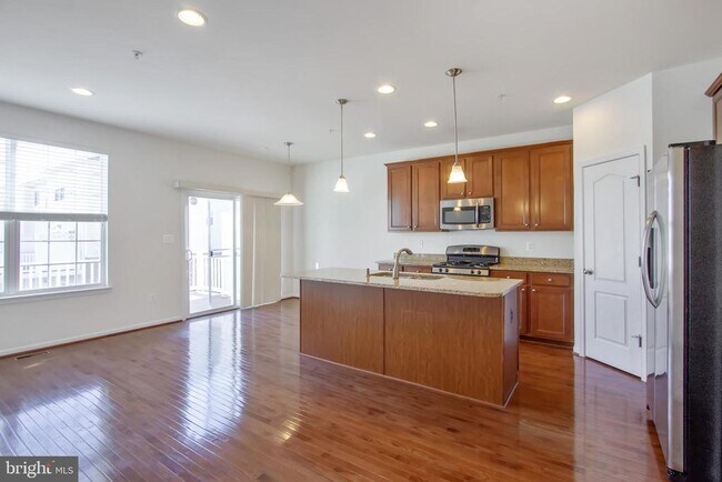 Building Photo - 2564 Cherry Tree Rd