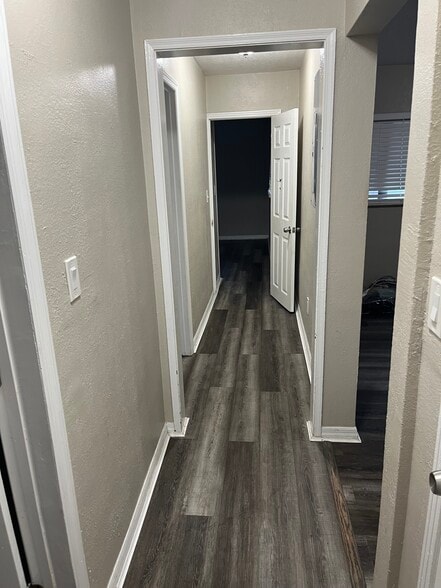 Hallway to the bedrooms - 2310 E Minnehaha St
