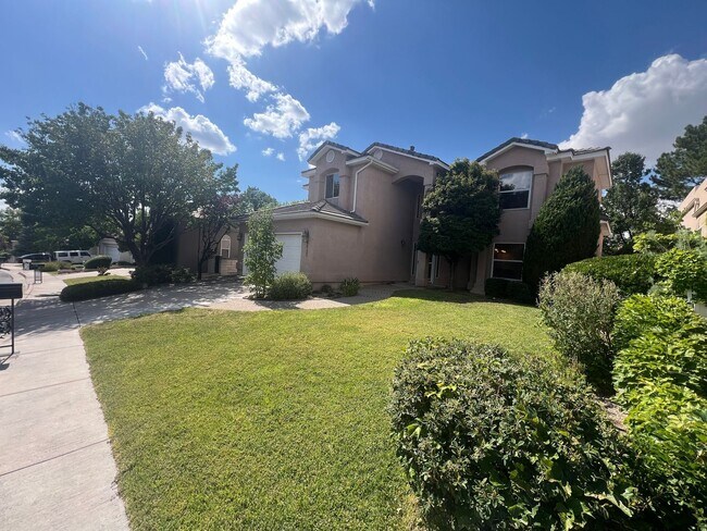 Building Photo - 3 Bedroom Home Available in Tanoan Near Ac...