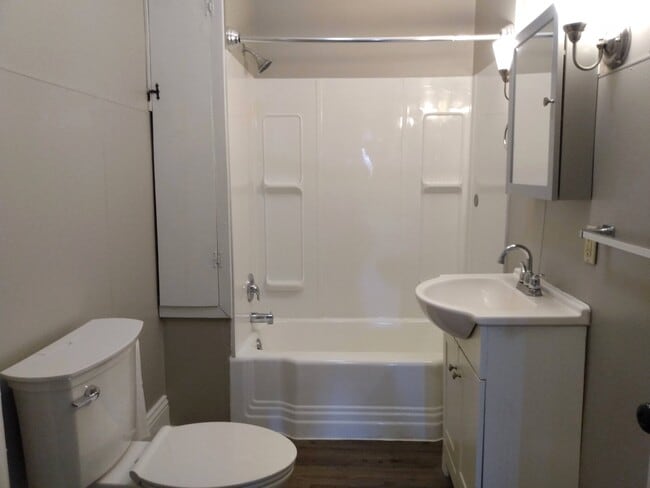 Building Photo - 1610 Philadelphia Ave