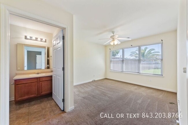 Building Photo - 1257 River Rock Rd
