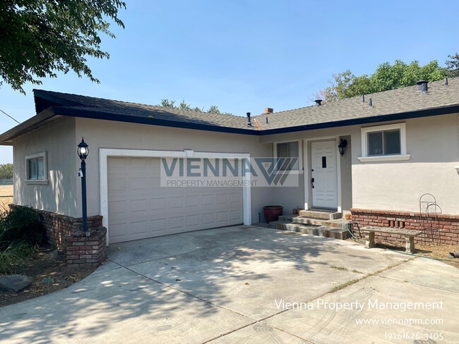 Building Photo - 5280 5th St