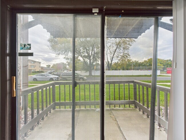 Building Photo - 11805 S Karlov Ave