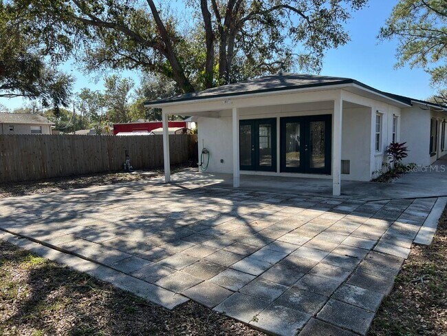 Building Photo - 2773 Cypress Dr