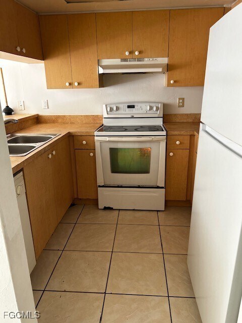 Building Photo - 616 SW 47th Terrace