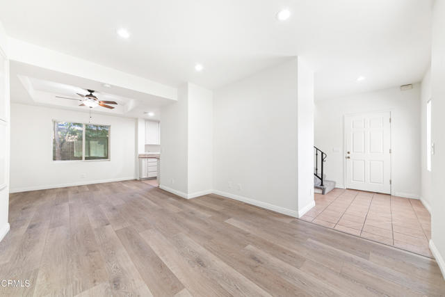 Building Photo - 693 Cypress Ave