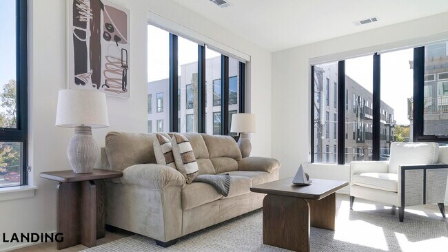 Building Photo - 318 W Corporation St