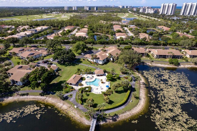 Building Photo - ** RETREAT AT NAPLES ** 3 BED / 2 BATH - C...