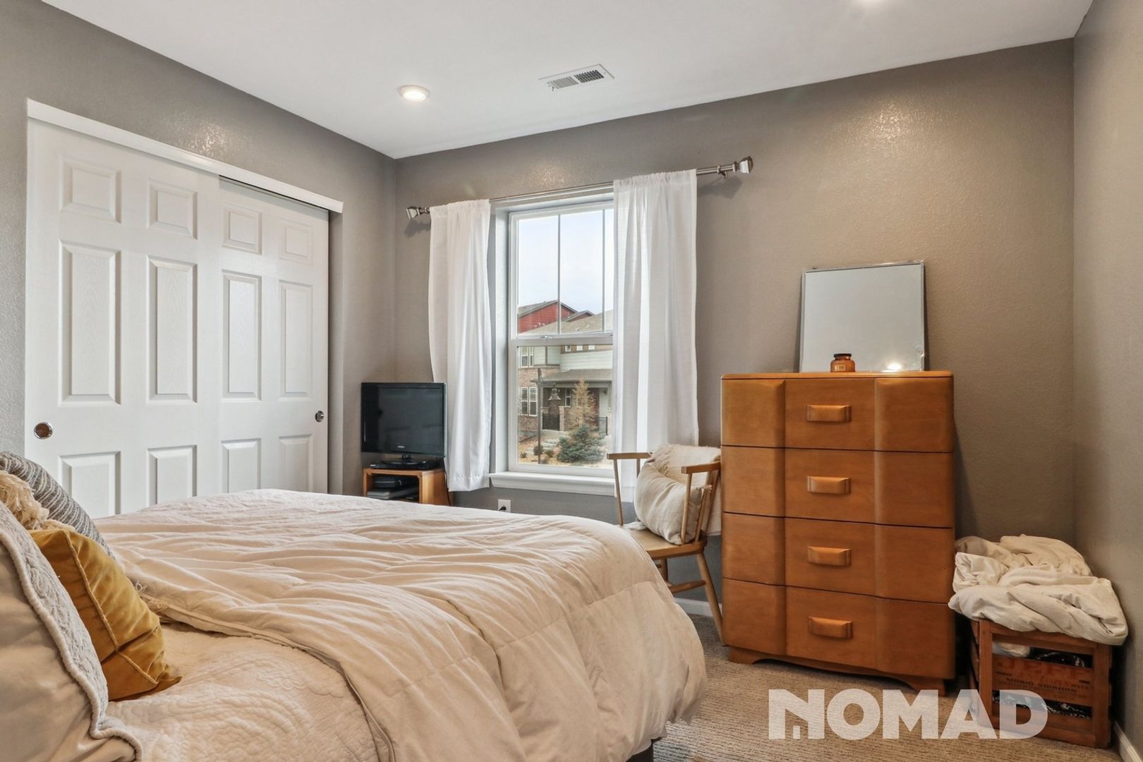 Building Photo - 15993 E Otero Cir