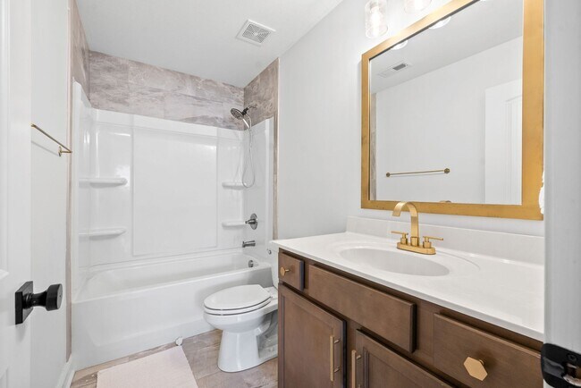 Building Photo - 3 bedroom Pet Friendly Home For Rent Near Needmore Road!