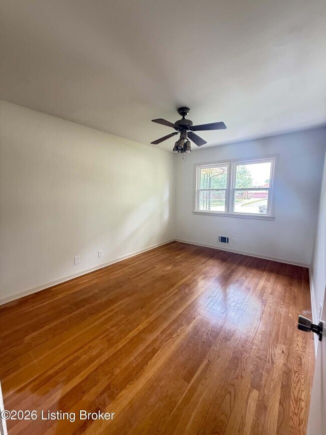 Building Photo - 4012 White Plains Ct