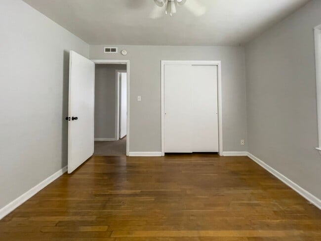 Building Photo - UPDATED FLOORING! 3 Bedroom Home for Rent- Steps from Ball State & The Village!