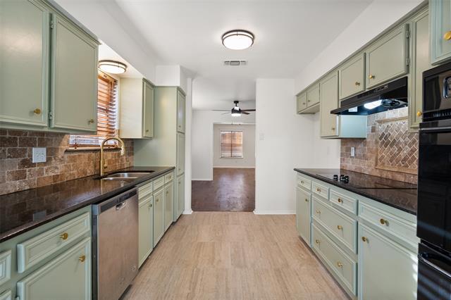 Building Photo - 701 Rocky Canyon Rd