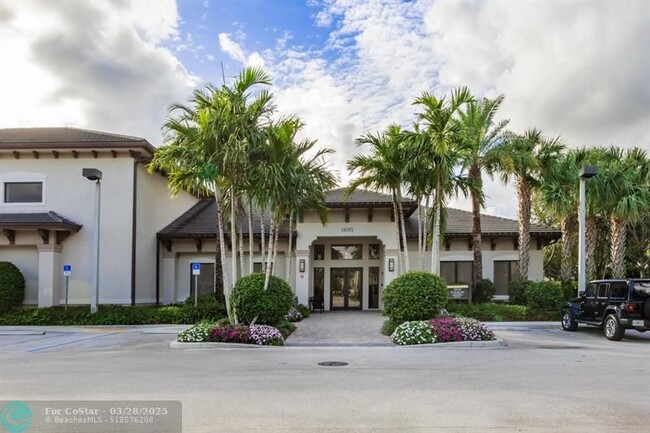 Building Photo - 8127 Rainforest Jasper Ln