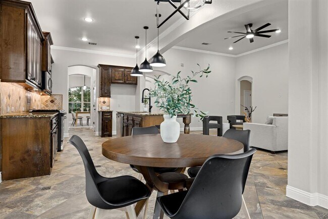 Building Photo - 100 Crystal Cove