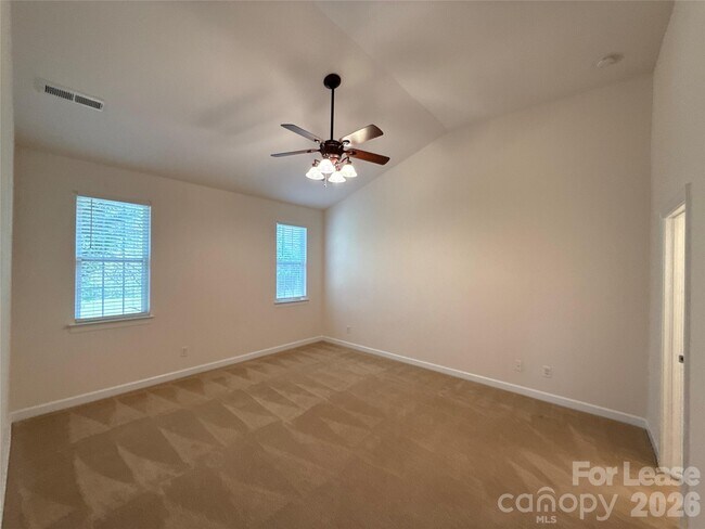 Building Photo - 11907 Red Rust Ln