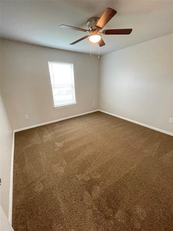 Building Photo - 221 Sambar Dr