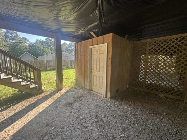 Building Photo - 6023 W Issaquena St