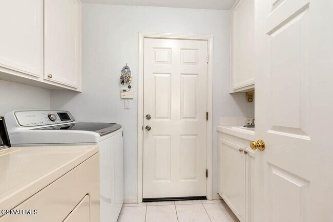 Building Photo - 3124 Woodgreen Ct