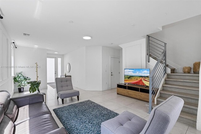 Building Photo - 10330 NW 68th St