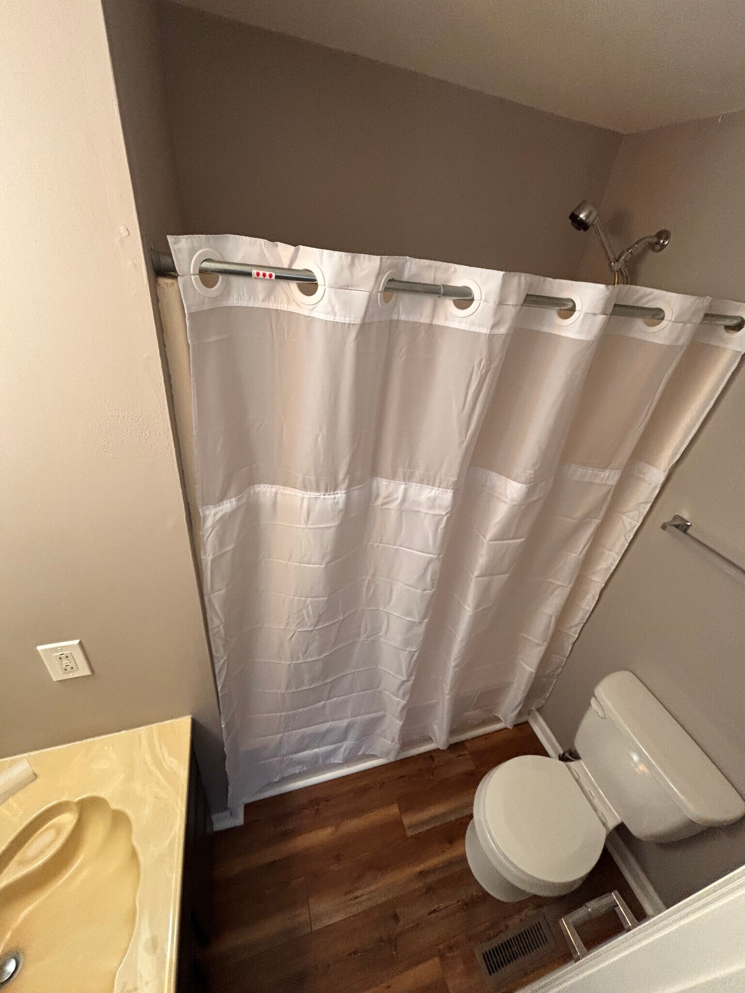 Building Photo - 4 Sycamore Row