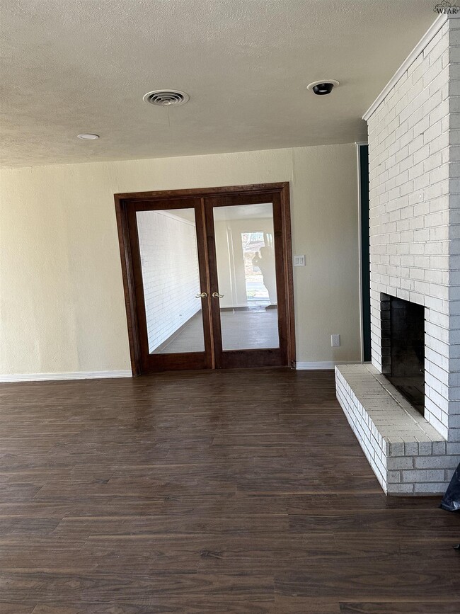 Building Photo - 4304 York St