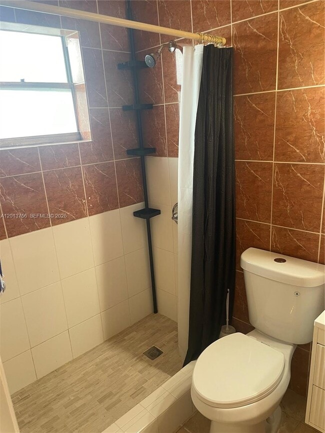 Building Photo - 4115 SW 108th Ave