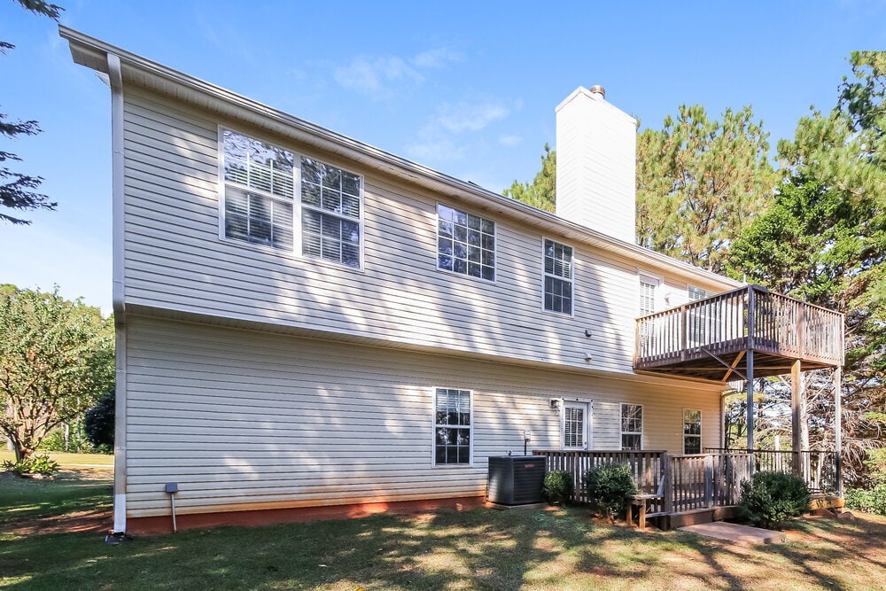 Building Photo - 40 Savoy Park Dr