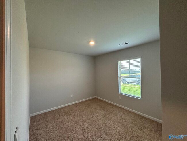 Building Photo - 172 Tobin Ln