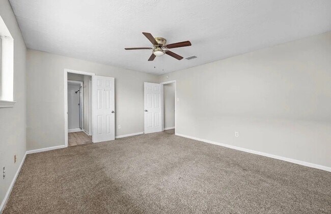 Building Photo - 16523 Loch Maree Ln