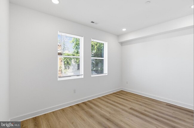 Building Photo - 2534 N 11th St