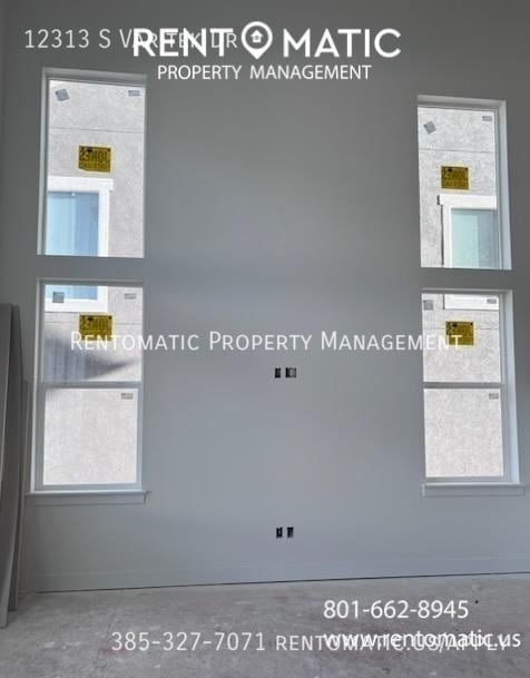 Building Photo - 12313 S Varitek Dr