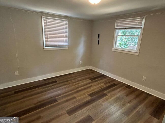 Building Photo - 146 Johnson Dr