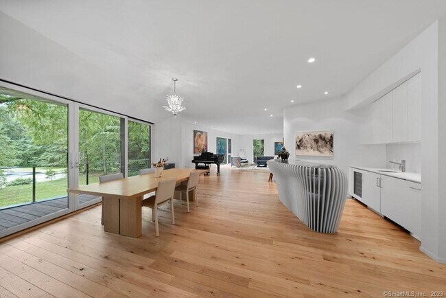 Building Photo - 364 Hollow Tree Ridge Rd