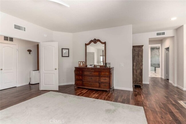 Building Photo - 7371 Westcliff Dr