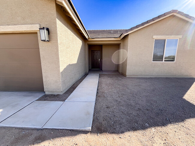 Building Photo - 3Bed/2Bath House at 168th St/Rio Verde! $3...