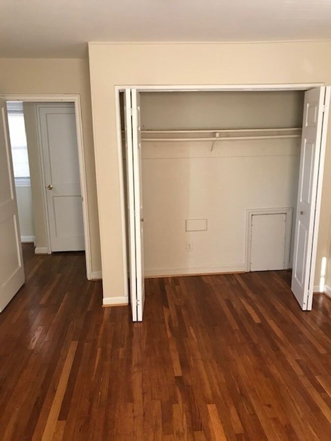 Building Photo - Gorgeous Cheverly Colonial With a Finished  Basement! 3 Beds and 1.5 Baths!