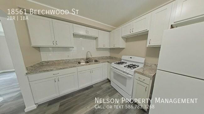 Building Photo - 18561 Beechwood St