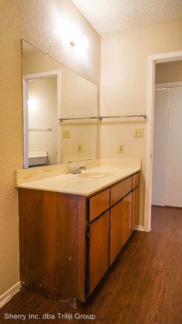 Building Photo - 5506 Kingsman Dr