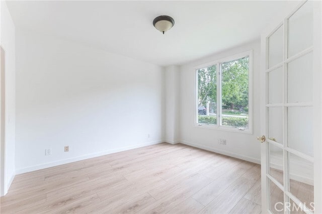 Building Photo - 562 Ravensbury St