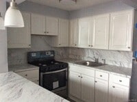 Building Photo - 44 S Bleeker St