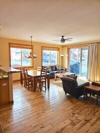 Building Photo - Two Bedroom Ski Lease in the Boulders