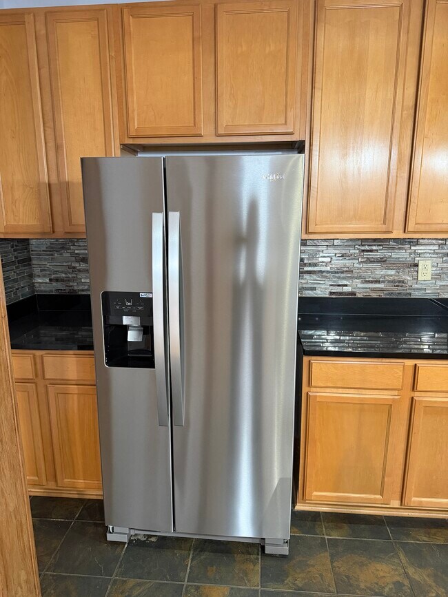 Building Photo - 720 S Marquette St