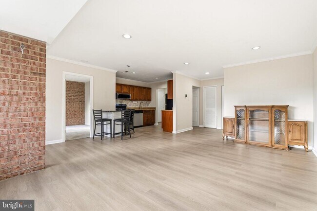 Building Photo - 19431 Brassie Pl