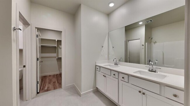 Building Photo - 3802 Franks Wy