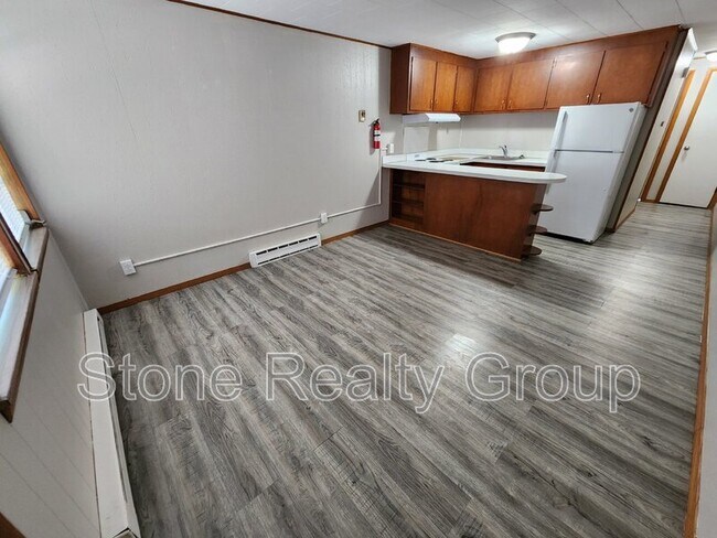 Building Photo - 6702 S Honey Creek St