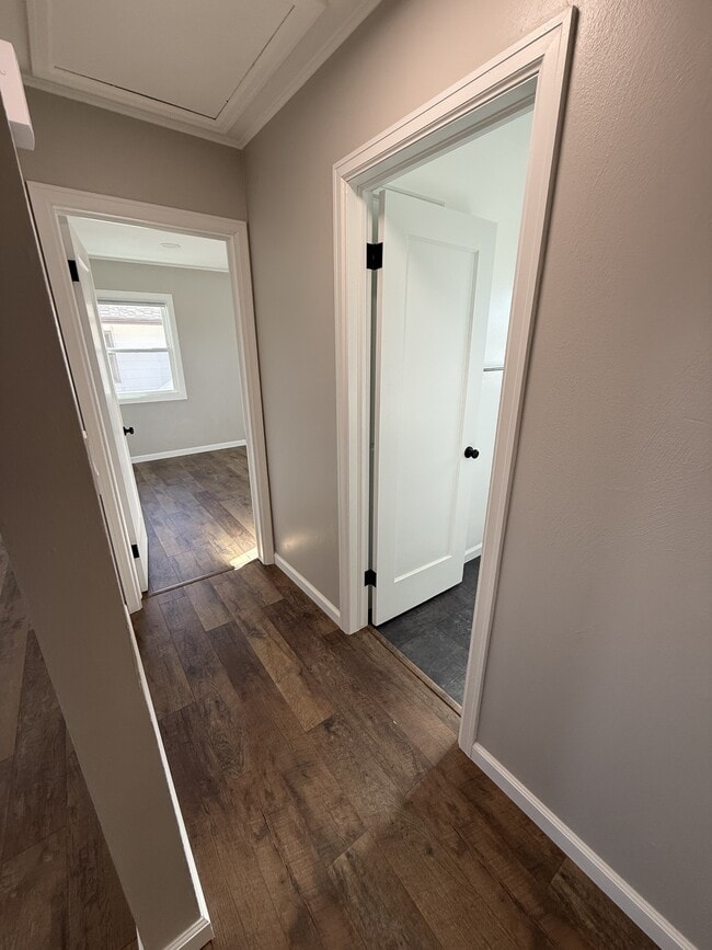 Building Photo - 3250 3rd Ave S