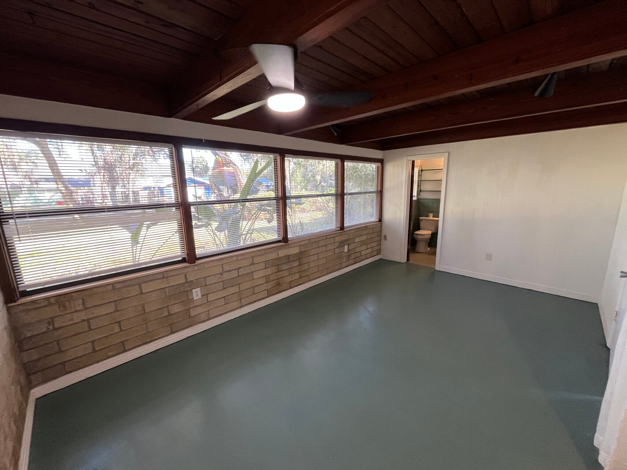 Building Photo - 3812 SW 15th St